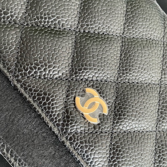 ❌SOLD❌CHANEL Caviar Quilted Wallet On Chain WOC Black - Picture 4 of 13
